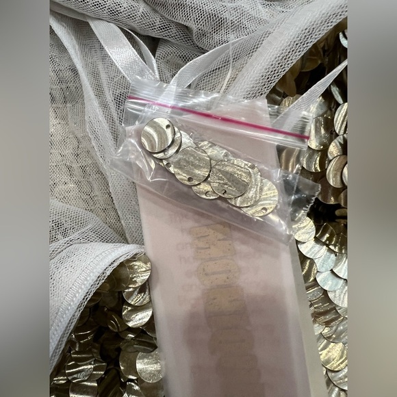 Monique Leshman Lolita Mini Skirt Size Small NWT Gold Sequin Hidden side zipper - Picture 5 of 10